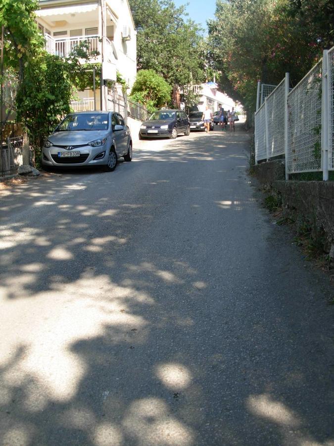 Apartmani Ceca 012 Sutomore Bagian luar foto